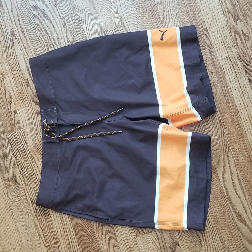 (34W) NWT Puma Men's Hang Ten Board Shorts in Chocolate Brown DryCell Surf